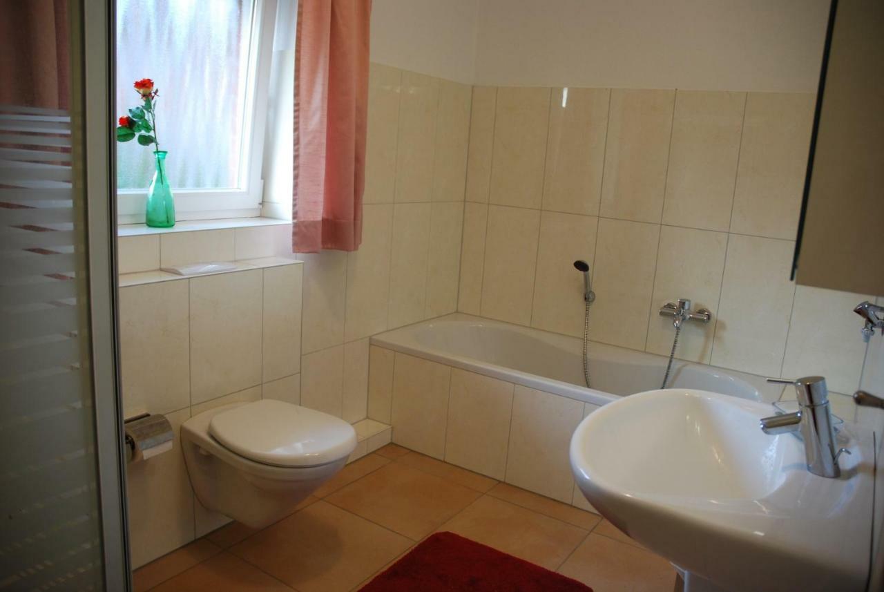 Ferienwohnung Gruenes Herz 基尔 外观 照片